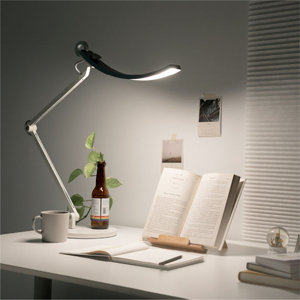 Benq store desk lamp