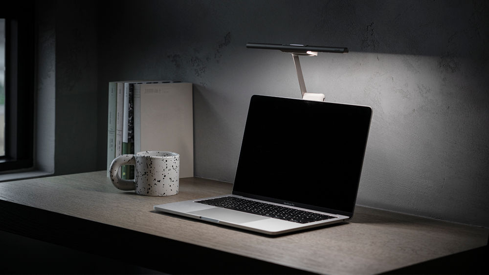 BenQ LaptopBar : une lampe de bureau pour PC portable