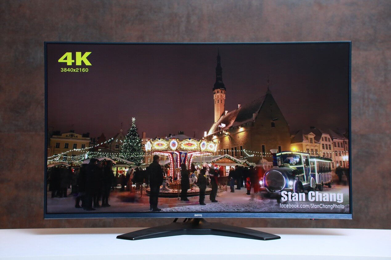 最強 4K 娛樂神器 BenQ 43 吋螢幕 D43-720，打造最大的桌面體驗