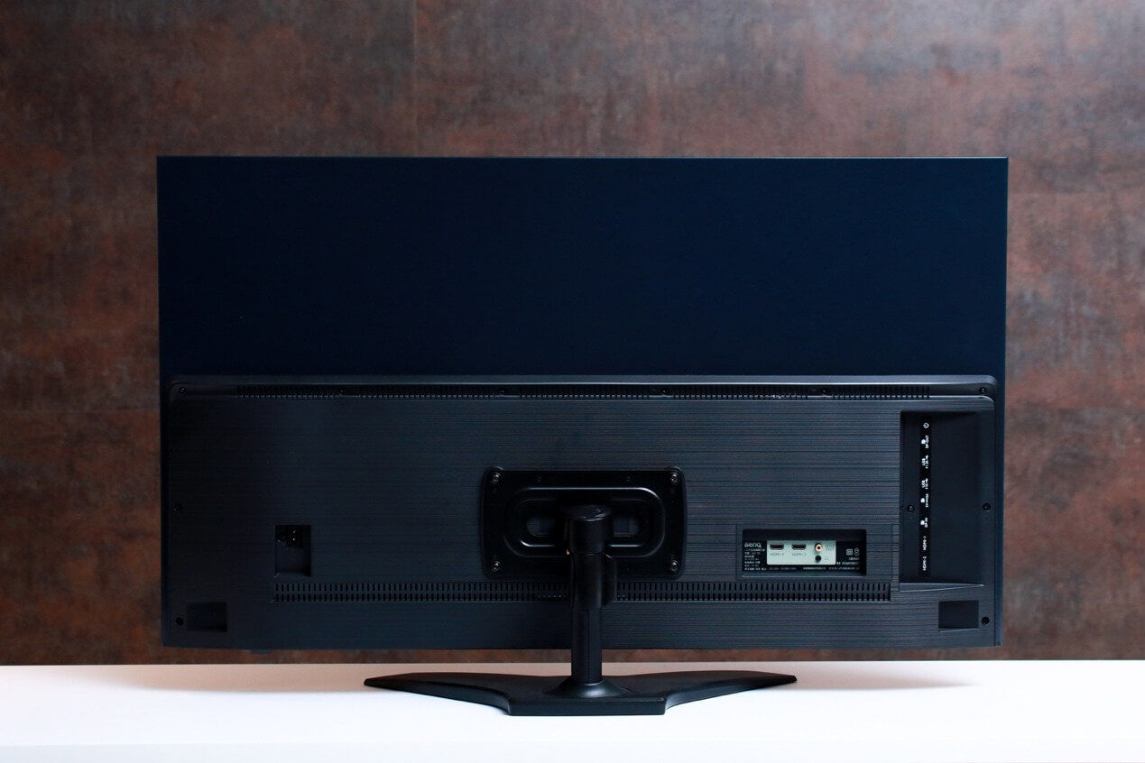 最強 4K 娛樂神器 BenQ 43 吋螢幕 D43-720，打造最大的桌面體驗