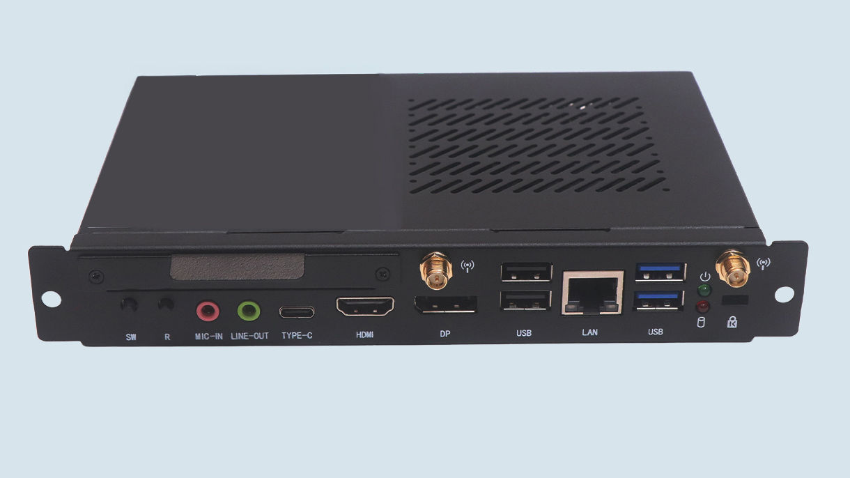 Users of the i5000 get access to additional I/O ports for convenient data transfer.