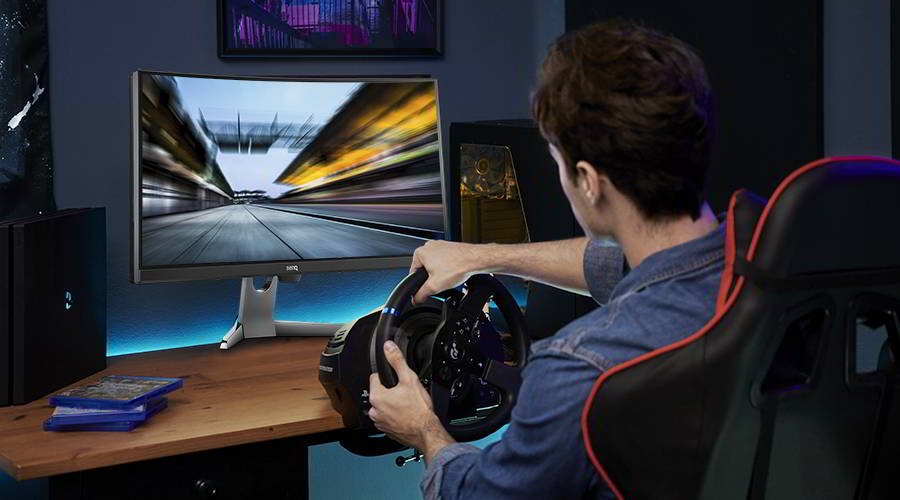 Curved gaming monitors ship in 1500R, 1800R, 3800R – what’s the difference? We take a look. 