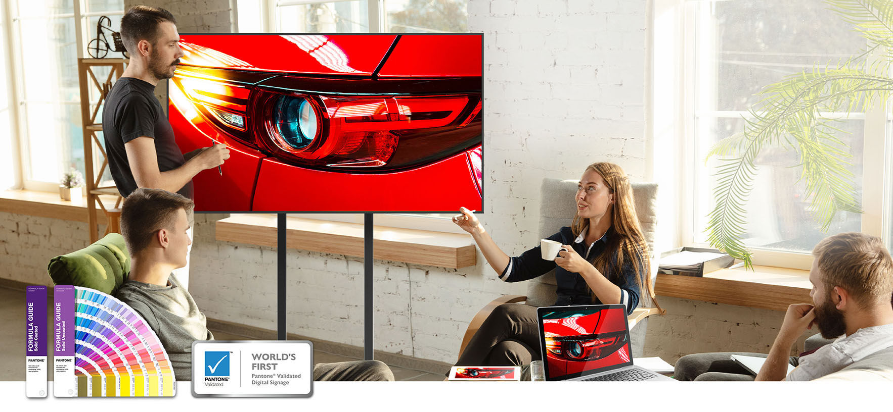Pantone Validated Smart Signage with optimal color precision