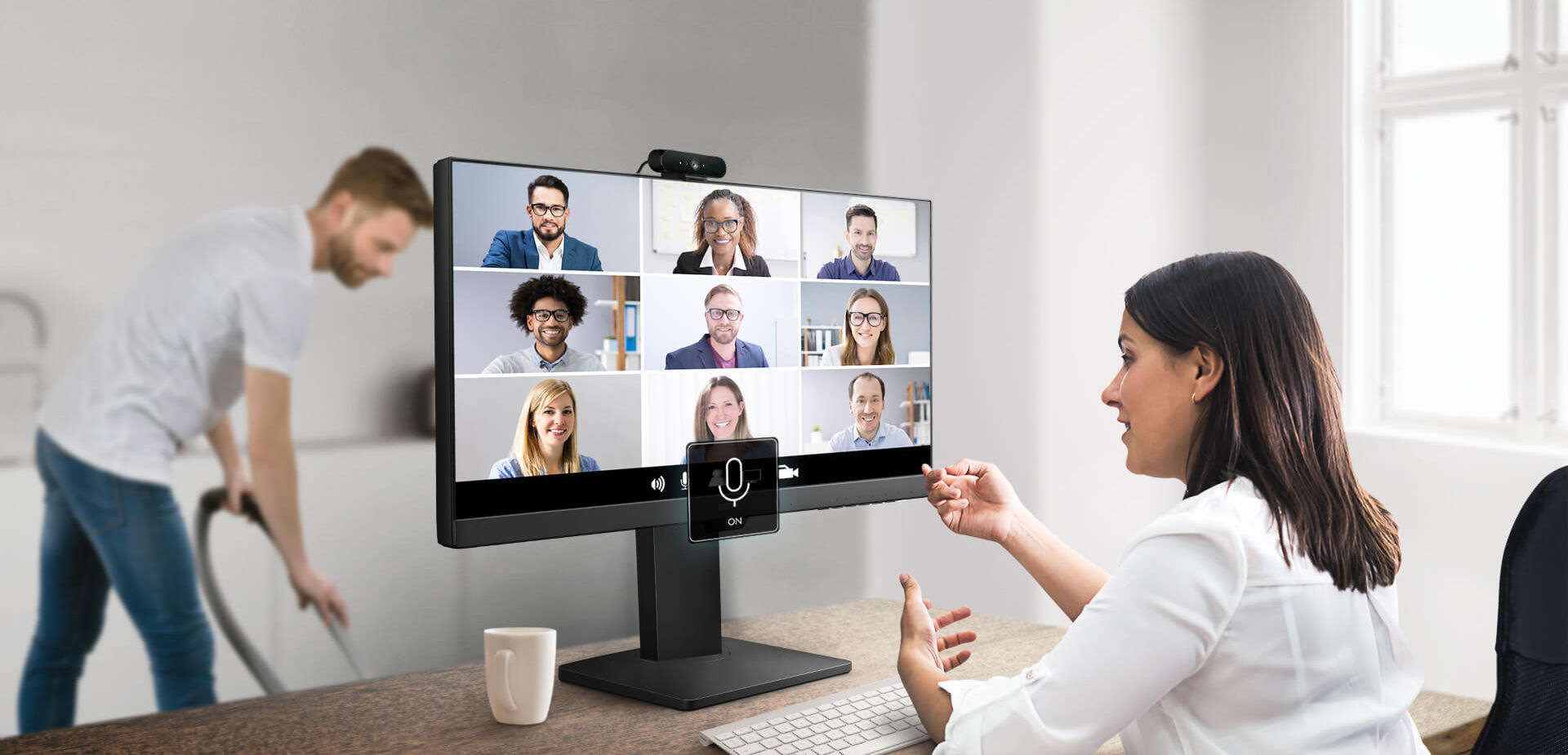 Benq GW2785TC comes with digital microphone and speaker for clear voice quality and effective communications