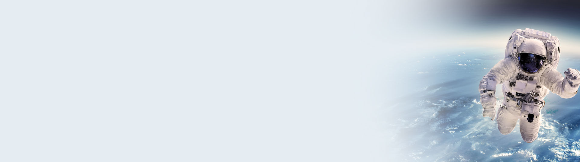 BenQ developed the world’s first Low Blue Light Plus monitor, employing the panel which could effectively lowered the emission of the blue light. With it, you can enjoy the retina protection from the energy of the blue light.