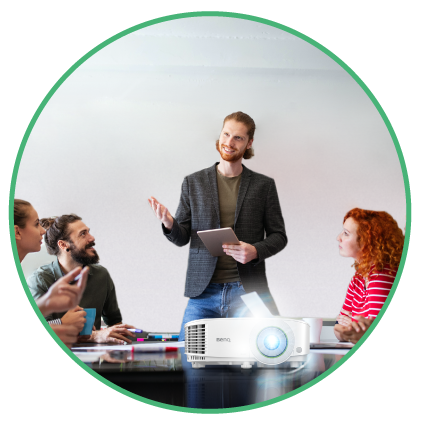 EH600 Smart Wireless Meeting Room Projector è progettato per i lavoratori della conoscenza che chiamano per efficienti riunioni ibride