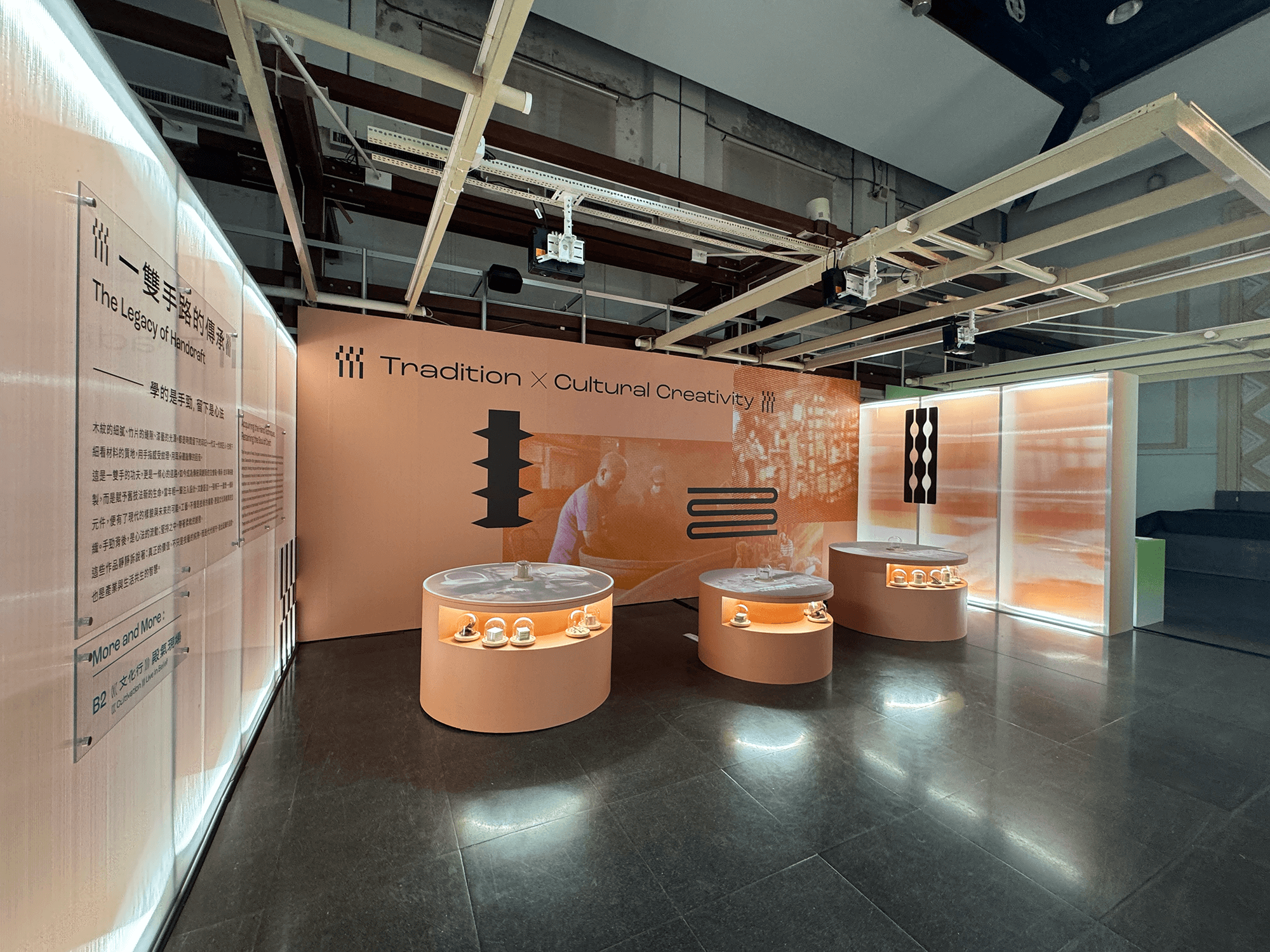 BenQ 投影與顯示技術，驚艷 2025 台灣設計展「是，彰化」總行互動展館