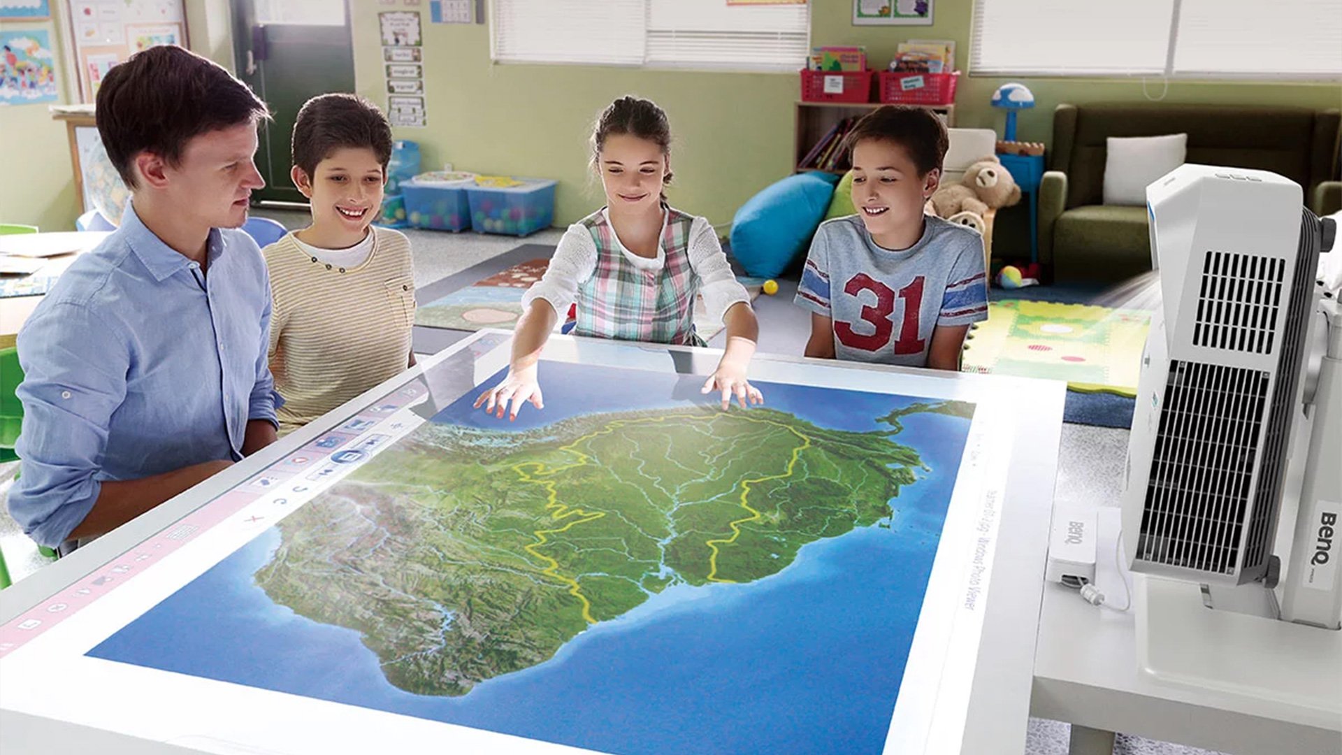 Interaktive Klassenzimmerprojektoren von BenQ verbessern das Unterrichtserlebnis