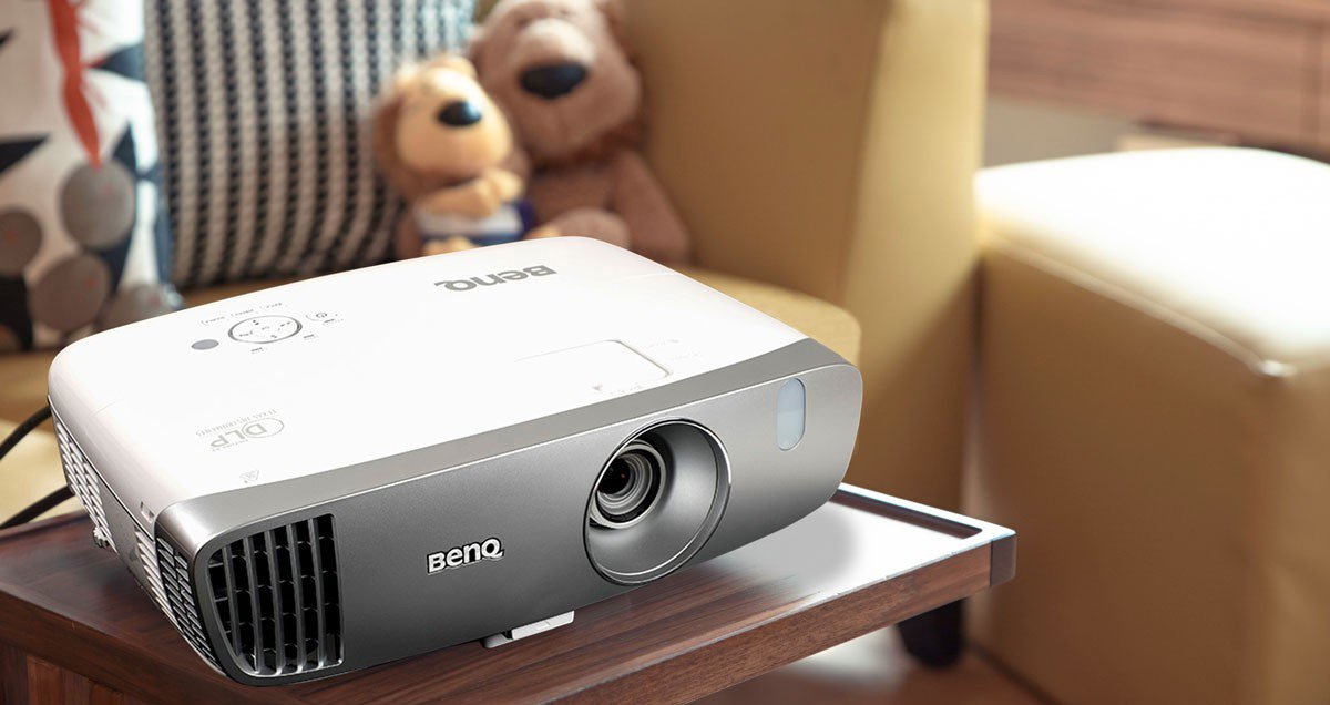 This is BenQ DLP home entertainment projector.