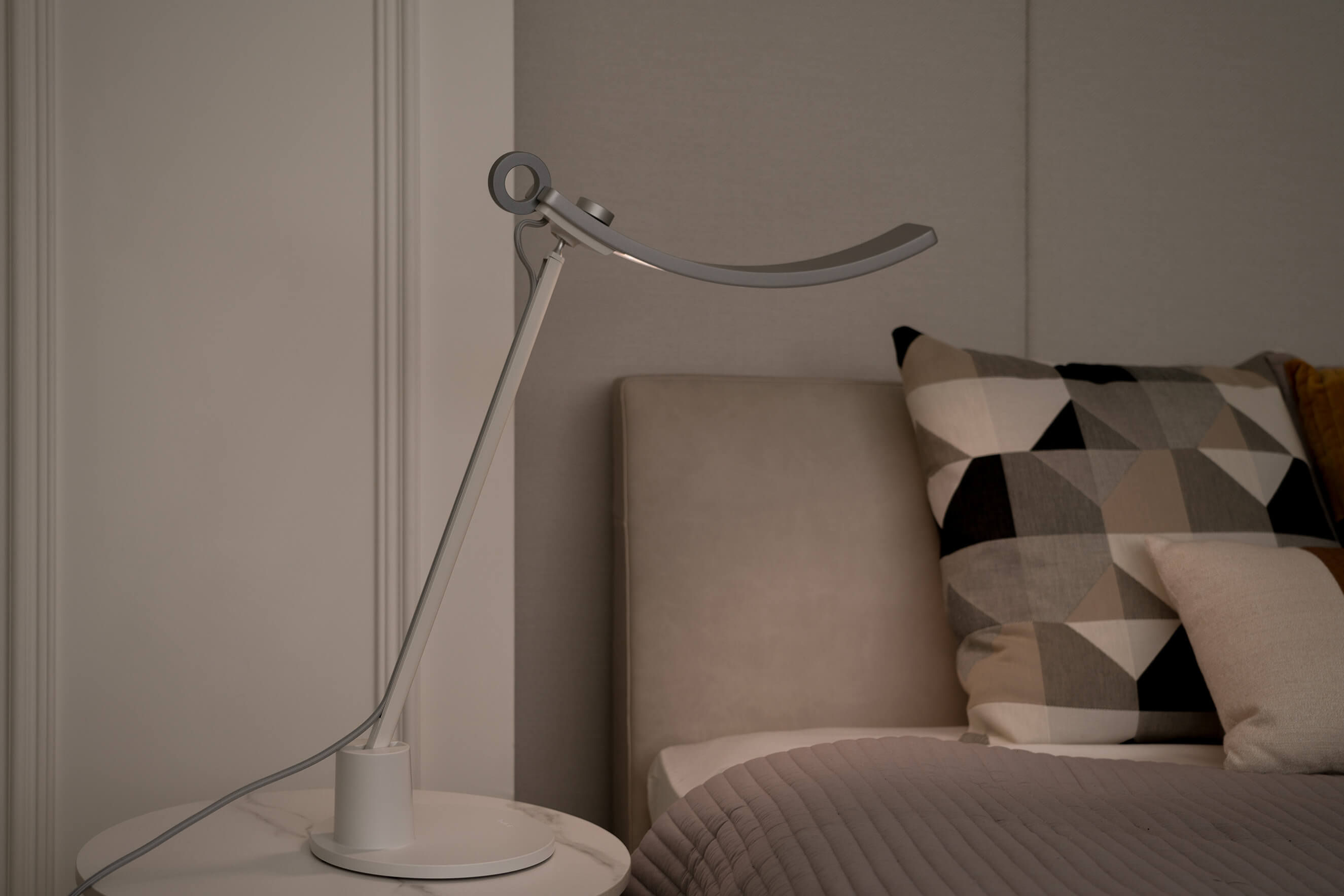 Comment choisir une lampe de chevet design - Le So Girly Blog