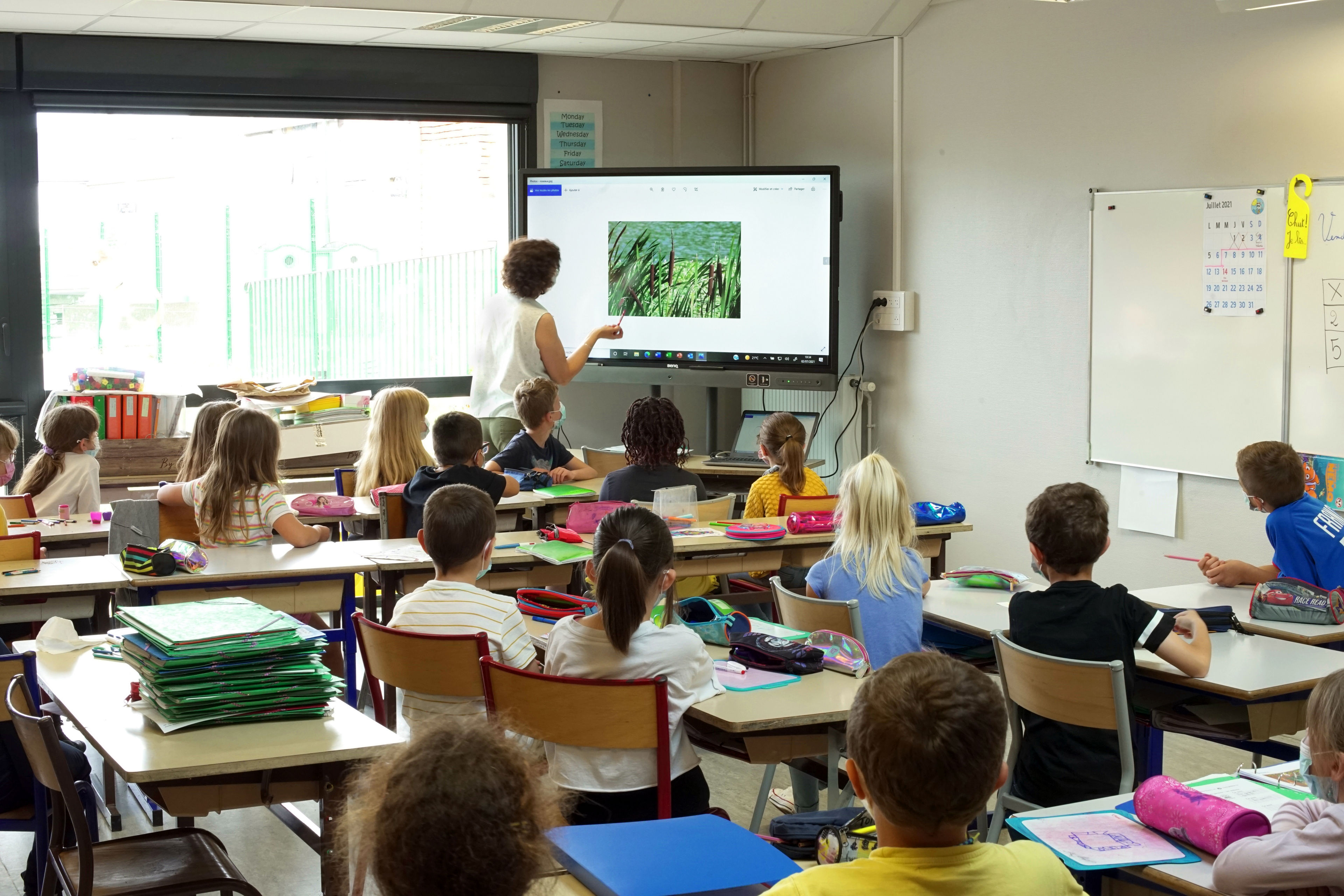 Los estudiantes entran en la era digital con las pantallas de BenQ