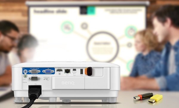 BenQ EX800ST Wireless Smart Projector with USB Plug & Play