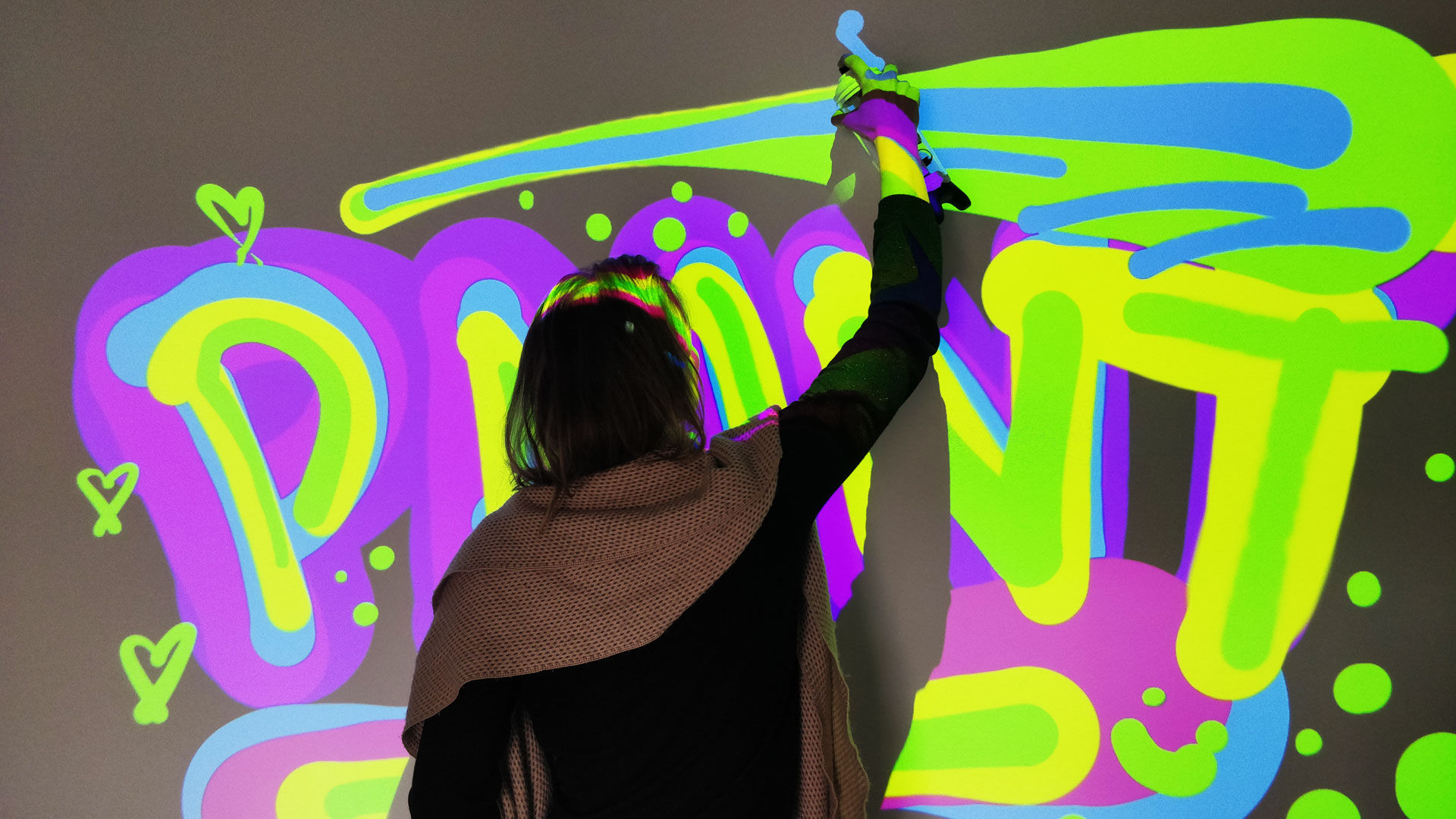 Studio MUX Creates ColourLab with BenQ BR9708 Projector for an Immersive Digital Graffiti Experience