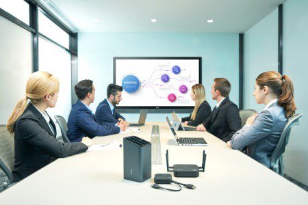 BenQ InstaShow Wireless Presentation System brings you cable-free seamless meeting experience for collaboration. 