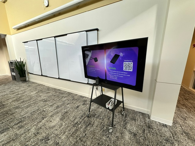 Wireless presentation for universities