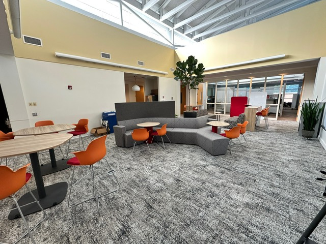 Best screen sharing device for meeting rooms and classrooms