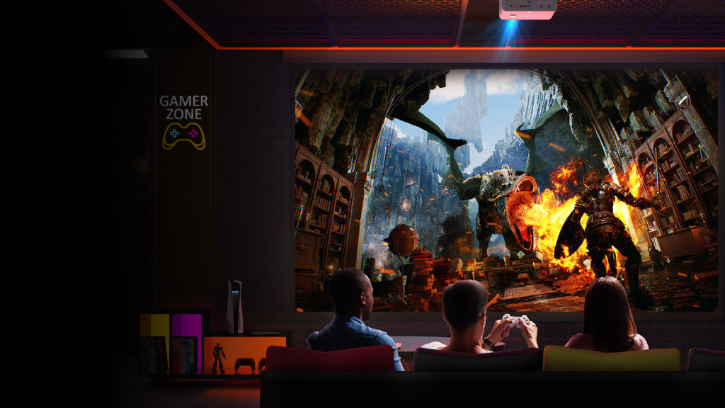 use gaming projector to play games with friends