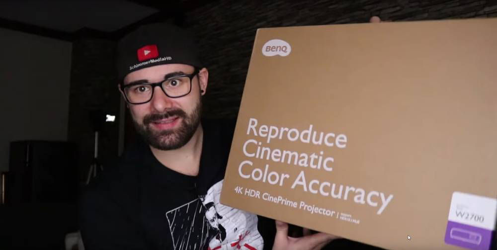 YouTuber SchimmerMediaHD testet den BenQ W2700 4K Heimkino Beamer