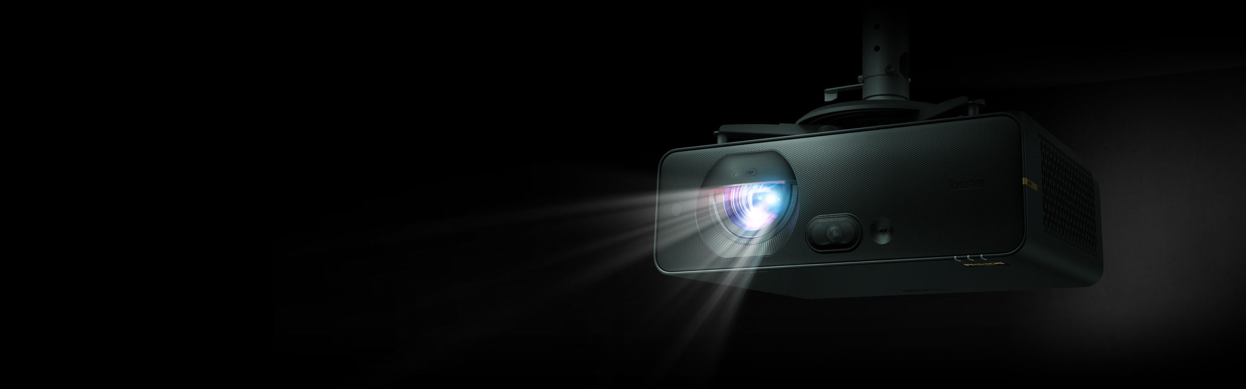 BenQ AK800ST 5000 lumens displays a razor-sharp image in a bright room with natural sunlight