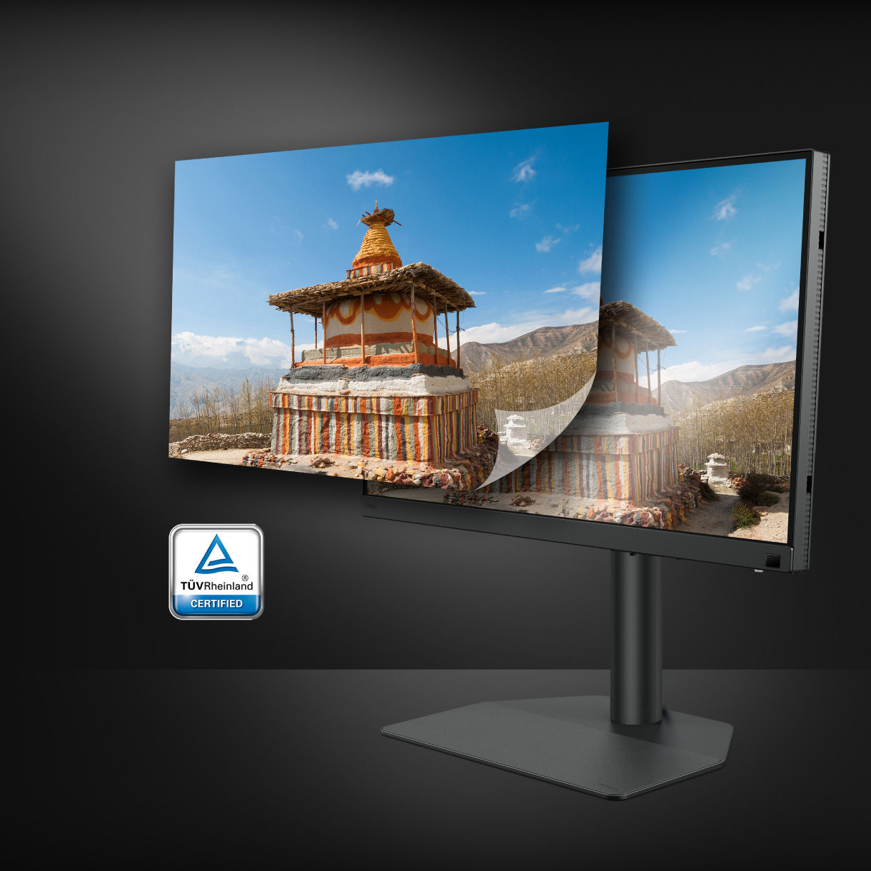BenQ SW242Q utilizes Fine-Coated anti-reflection panel to eliminate glare and reflection for simulated paper-texture visual experiences on screen under different types of ambient lighting to get perfect results.
