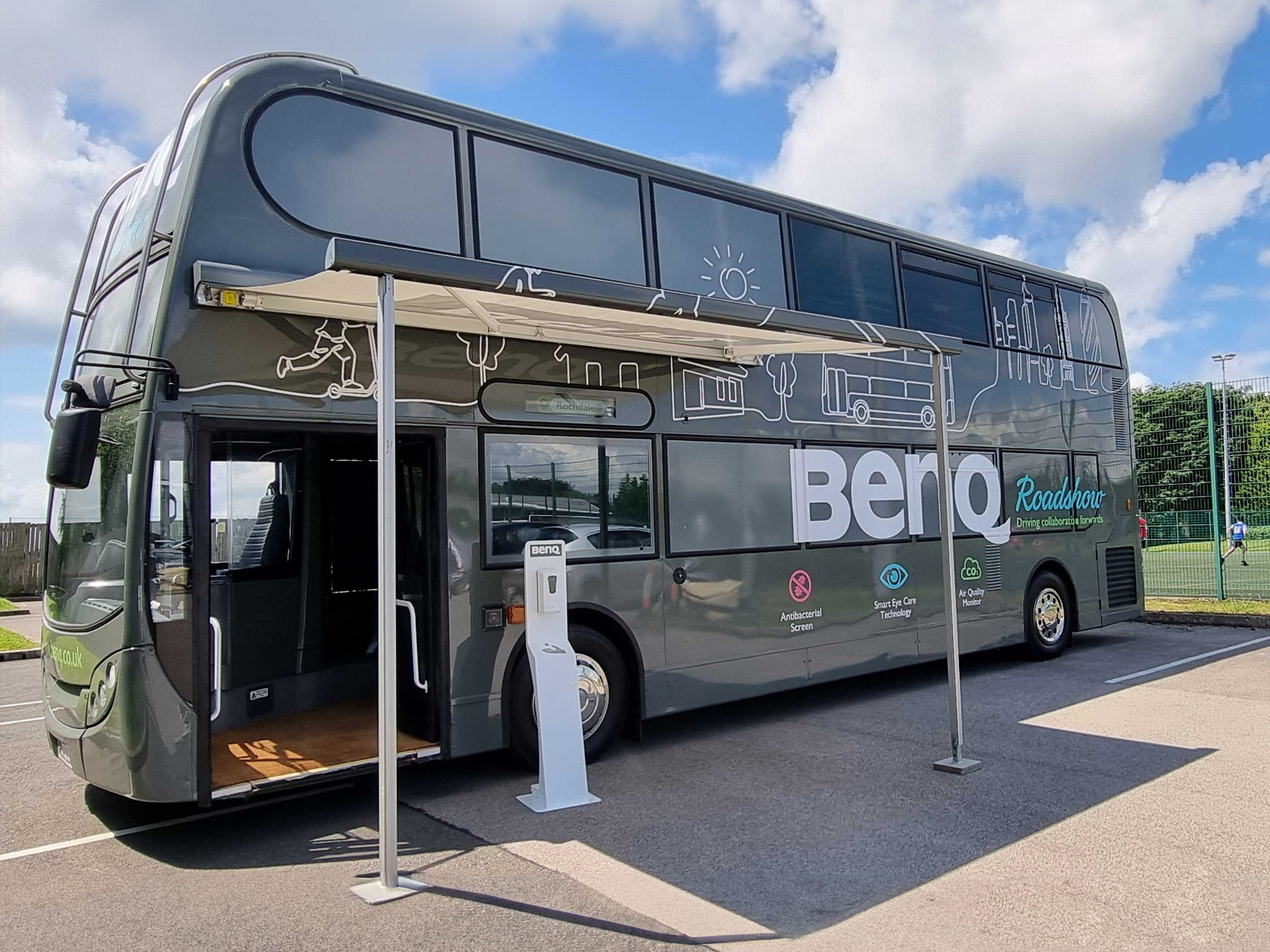 英國首創 BenQ 教育巴士實踐行動展會。