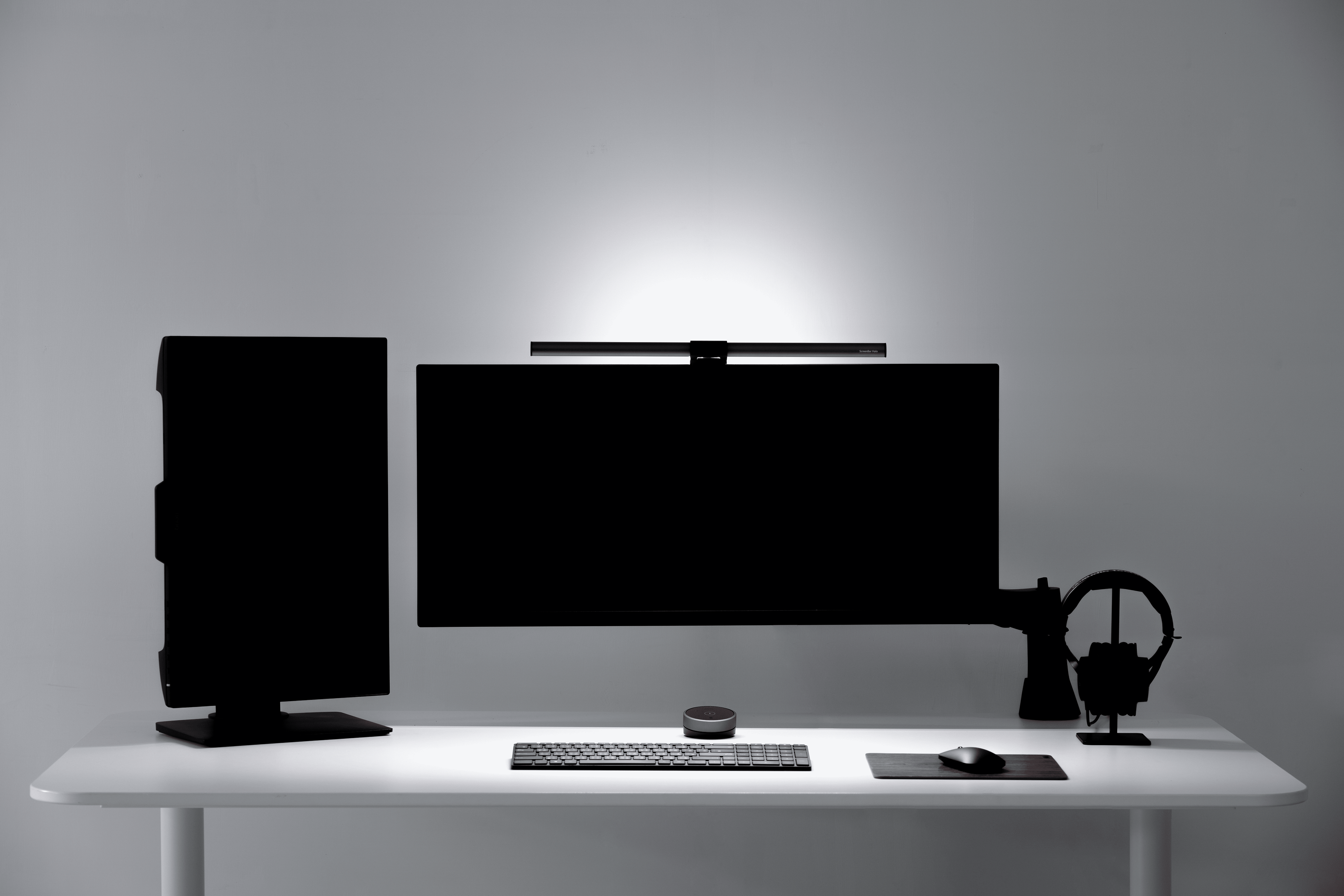 ScreenBar Halo is an innovative lighting solution designed to reduce eye strain while using a monitor.