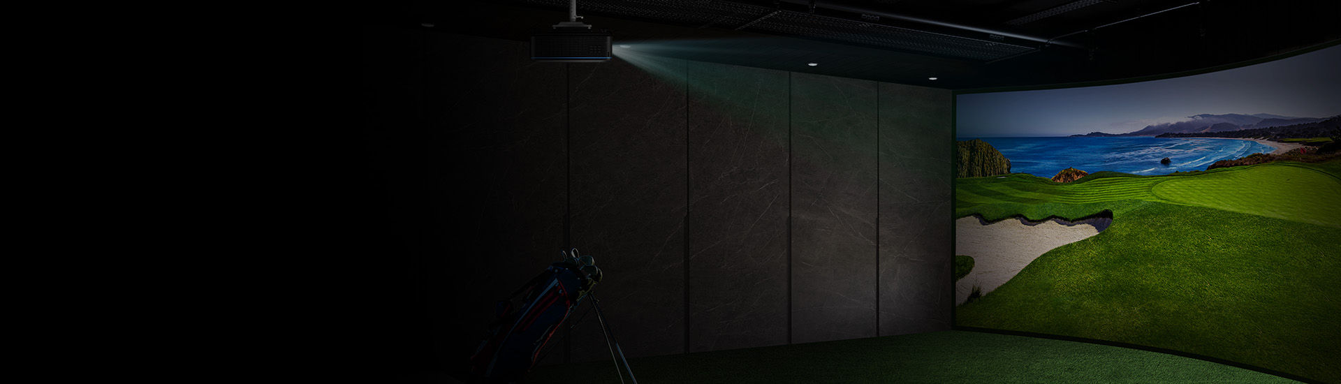 Realistic Golfing Experience with BenQ Golf Simulator Projector