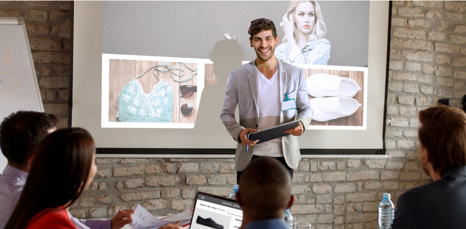 How to Choose the Right Wireless Projector?