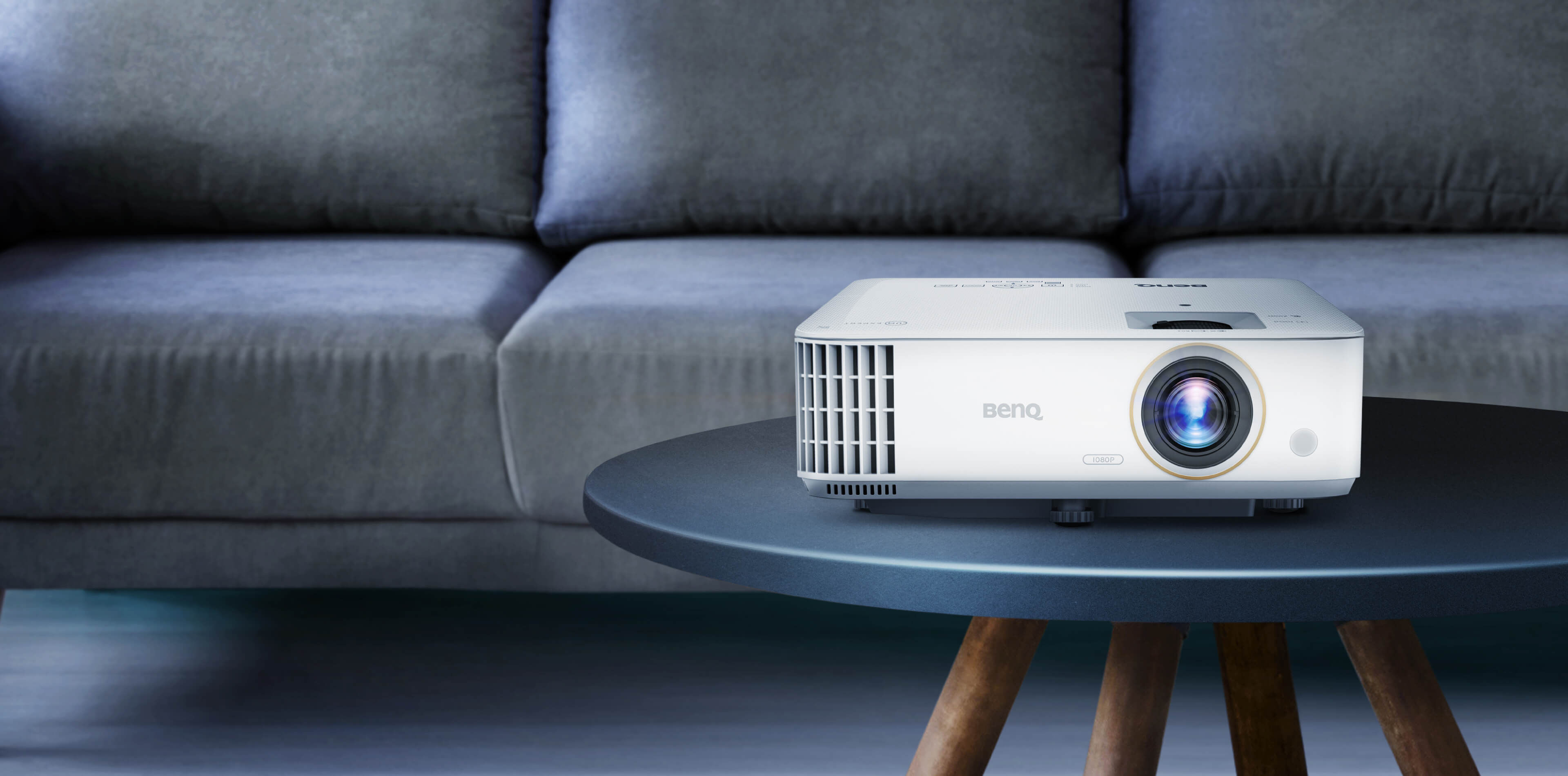 TH685i | 1080p HDR 3500lm Projector with by Android TV | BenQ UK