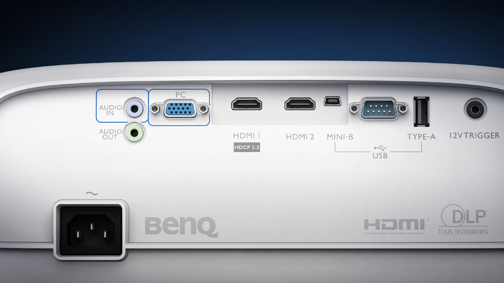 BenQ w1700M's IO port