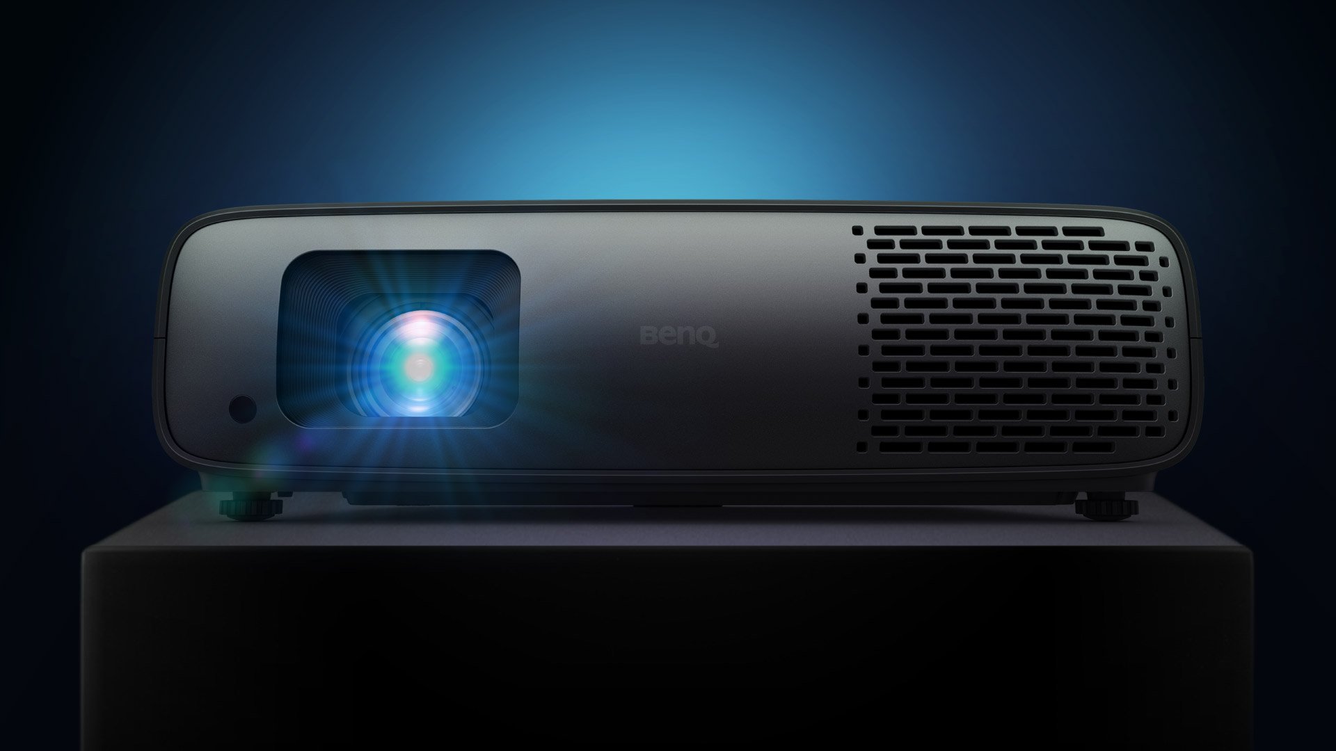 The W4000i 4K projector presents Leading Local Contrast Enhancement