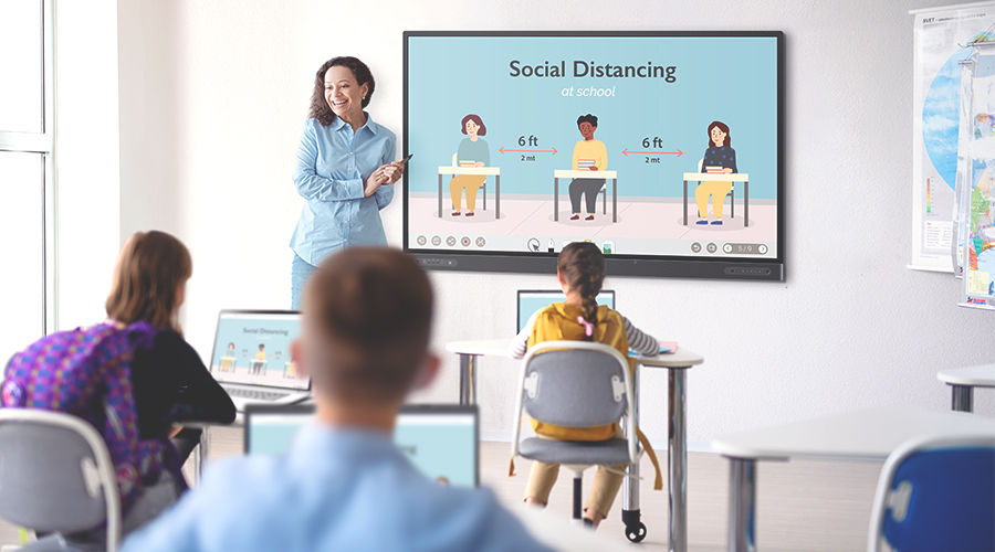 Why Interactive Displays Are the New Smartphone for the Classroom? 