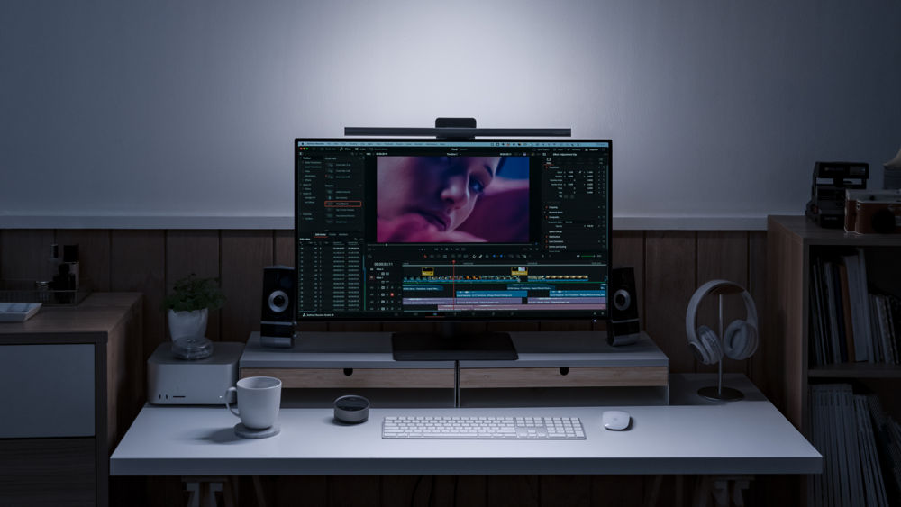 Curved Monitor Light Bar for Dark Room | BenQ ScreenBar Halo 2