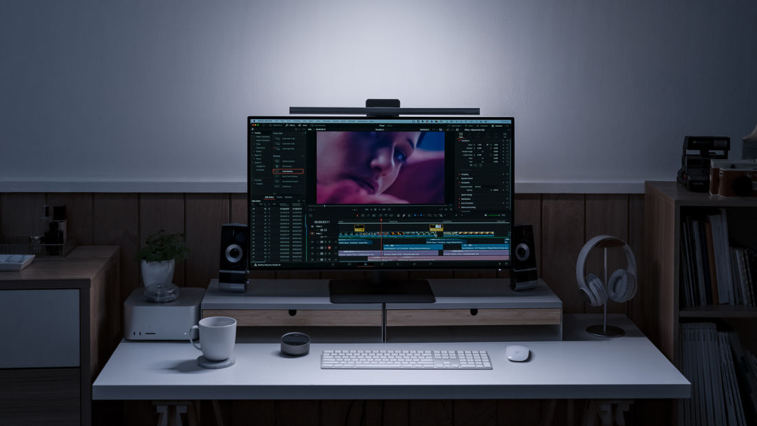 Curved Monitor Light Bar for Dark Room | BenQ ScreenBar Halo 2