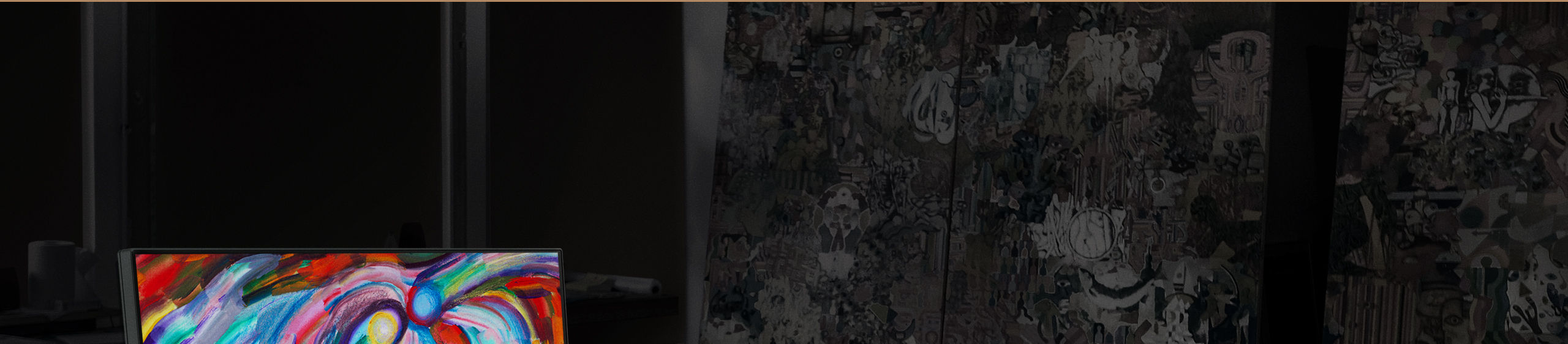 pd2705u's darkroom mode adjusts image brightness and contrast for work in dark environment