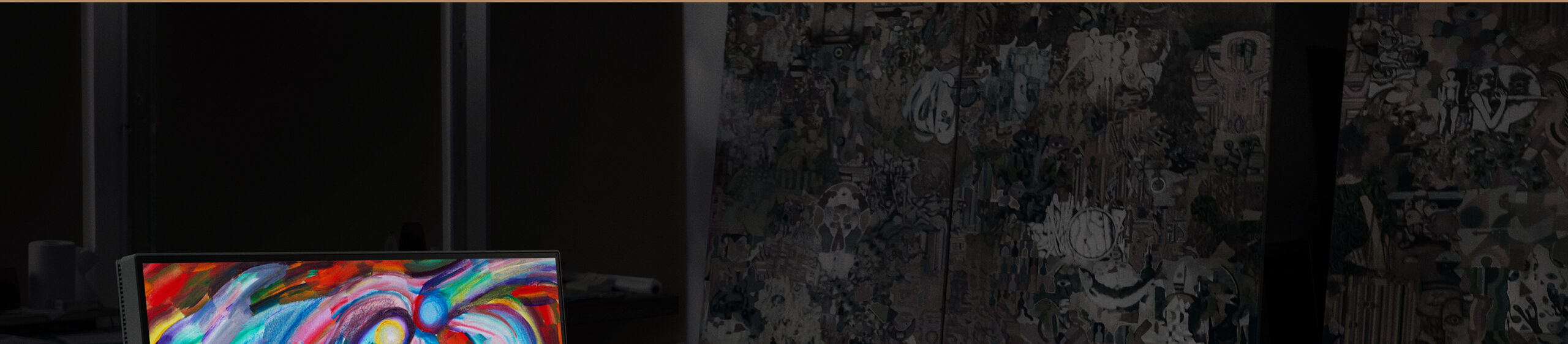 Le mode chambre noire du pd2705u ajuste la luminosité et le contraste de l’image pour le travail dans un environnement sombre.