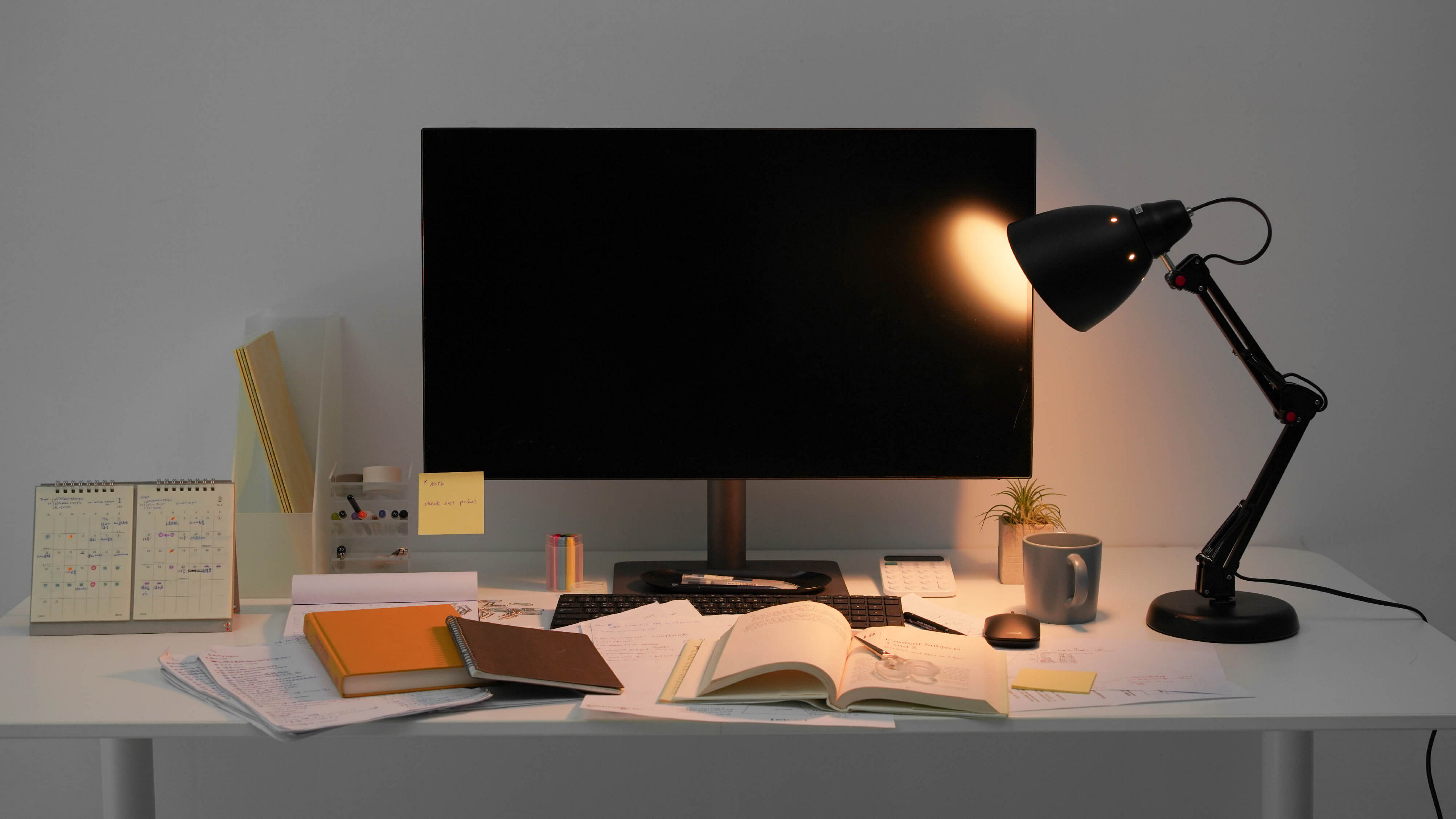 Desk lamp