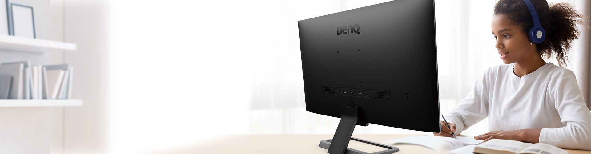 BenQ Brightness Intelligence Tech (B.I. Tech) can detect and adjust brightness automatically according to surrounding light to safeguard children's eye health.