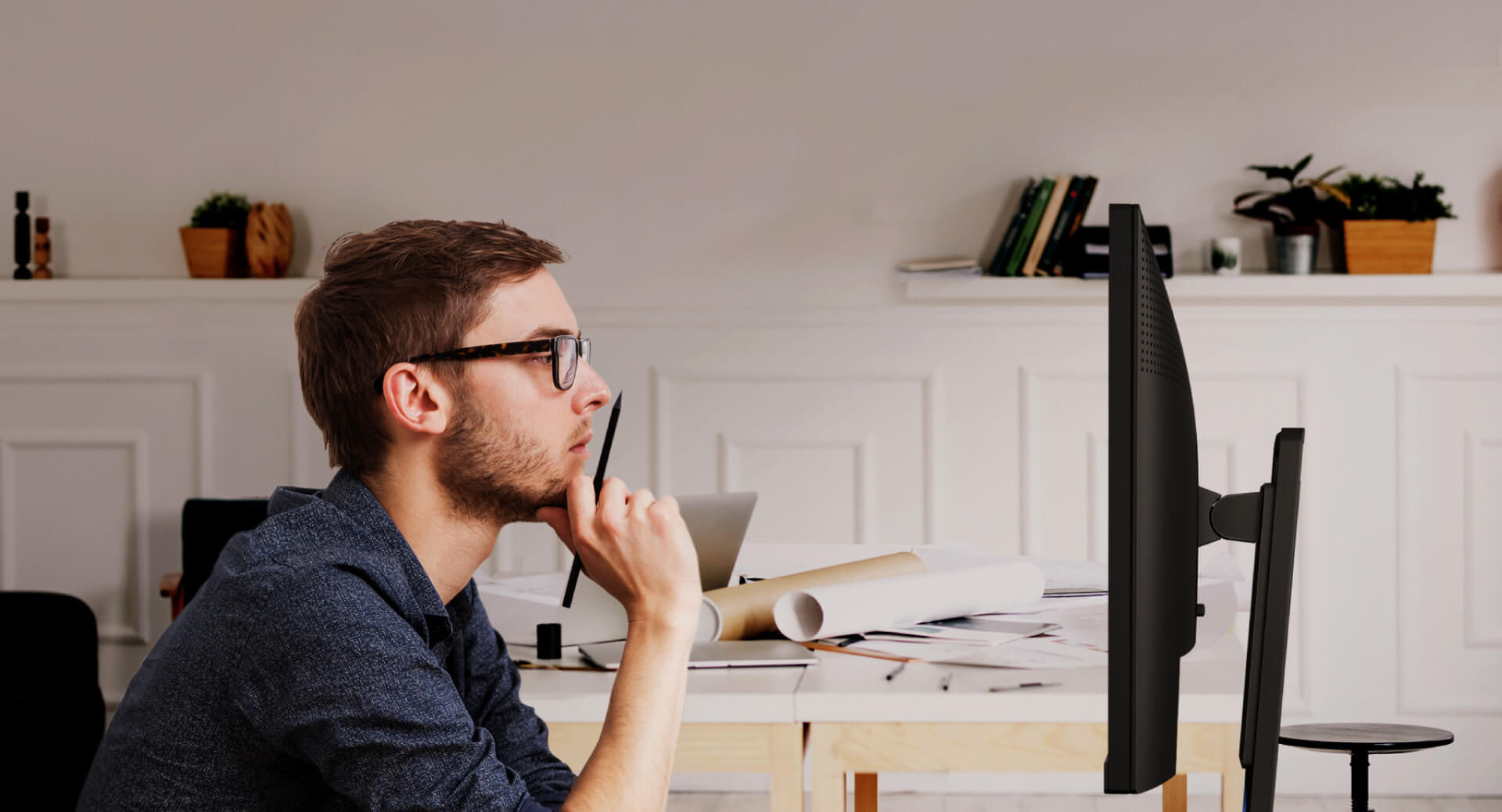  BenQ's industry-leading eye care technologies reduce eye fatigue while ensuring greater user comfort after a long period of use.