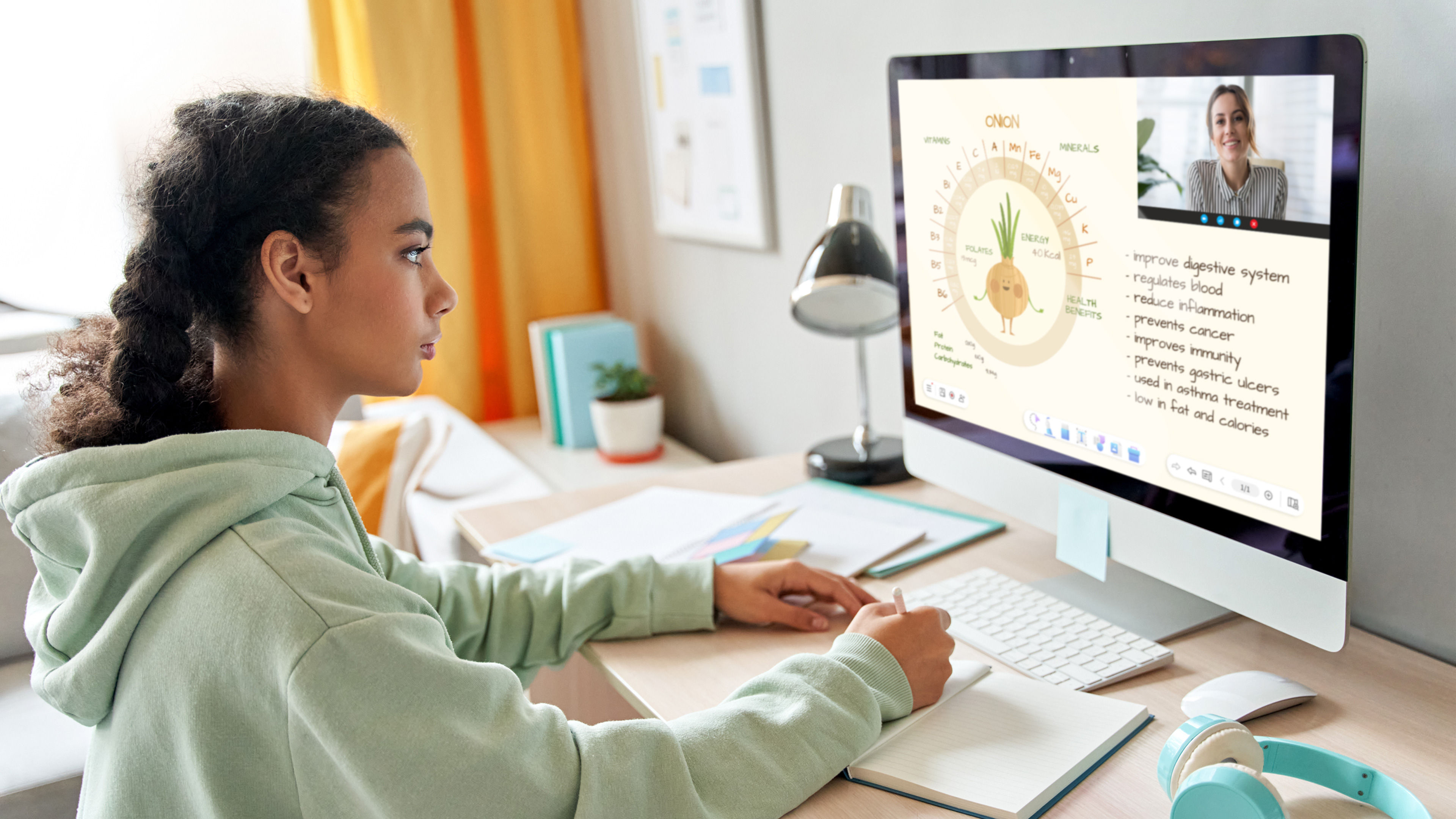 Student remotely learning from home