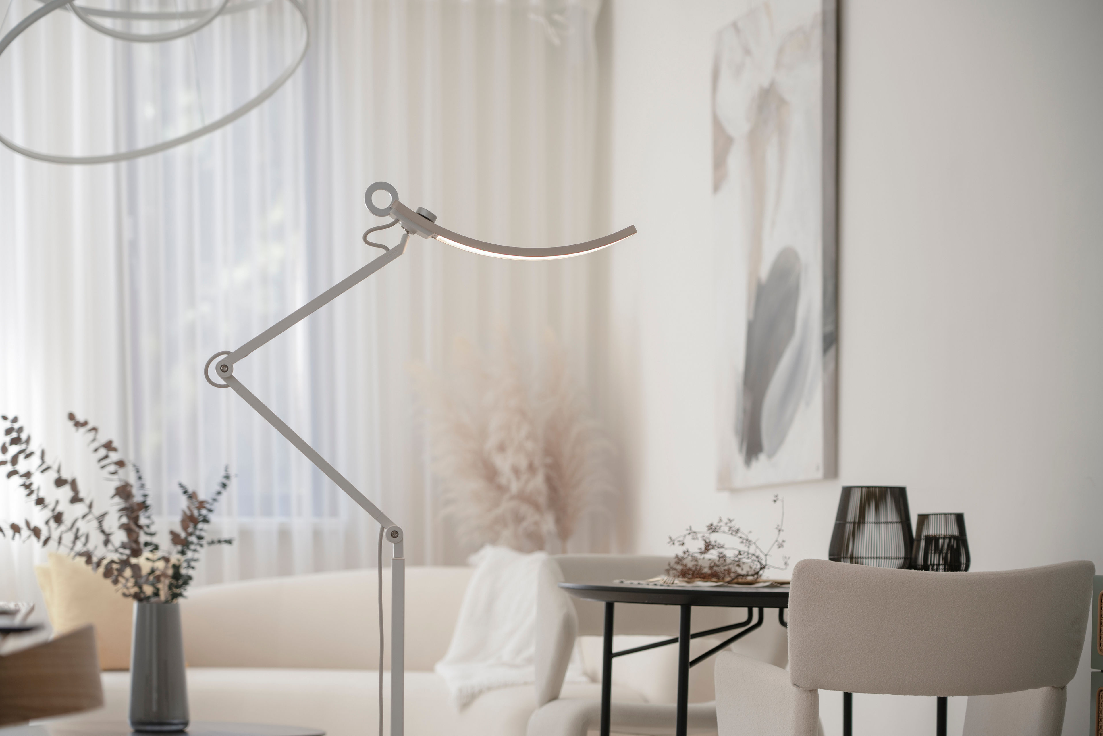 オフィス家具 BENQ BenQ e-Reading Floor Lamp: Enhance Every Corner of your Home