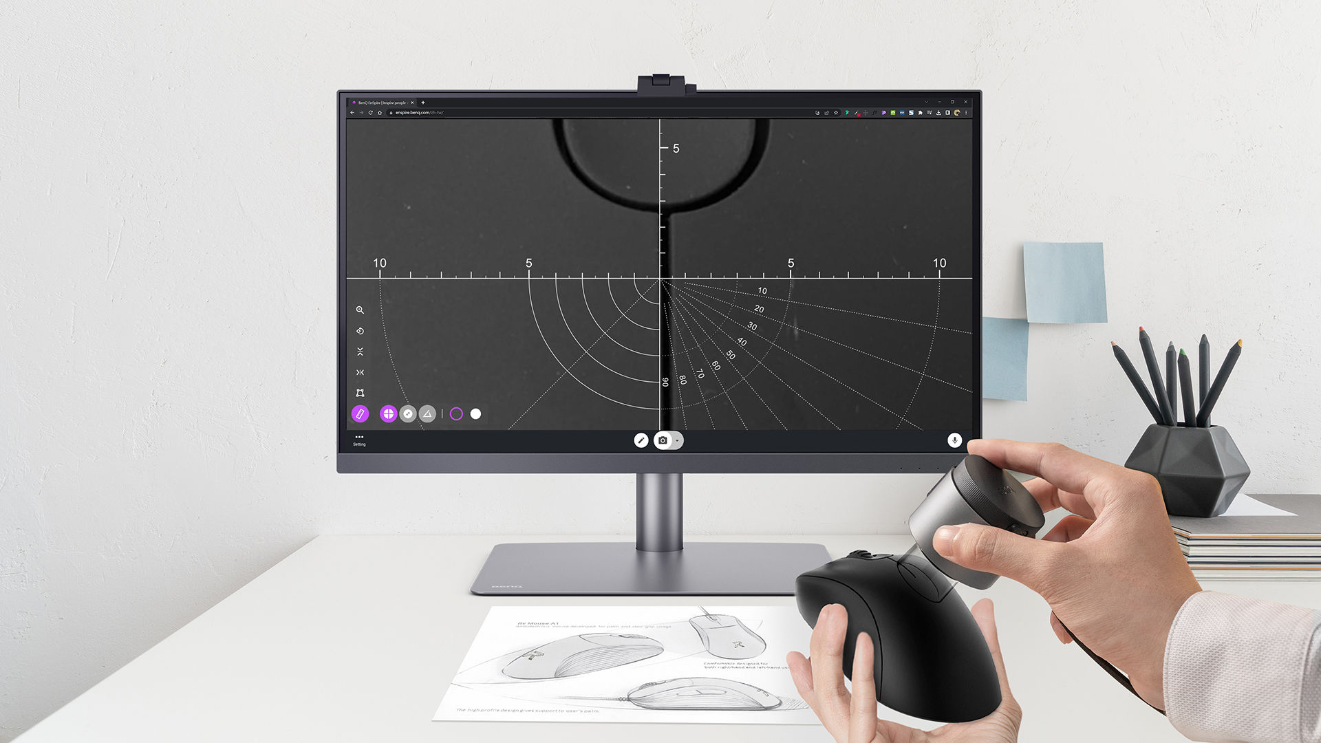 webcam with zoom lens ruler for object shooting 