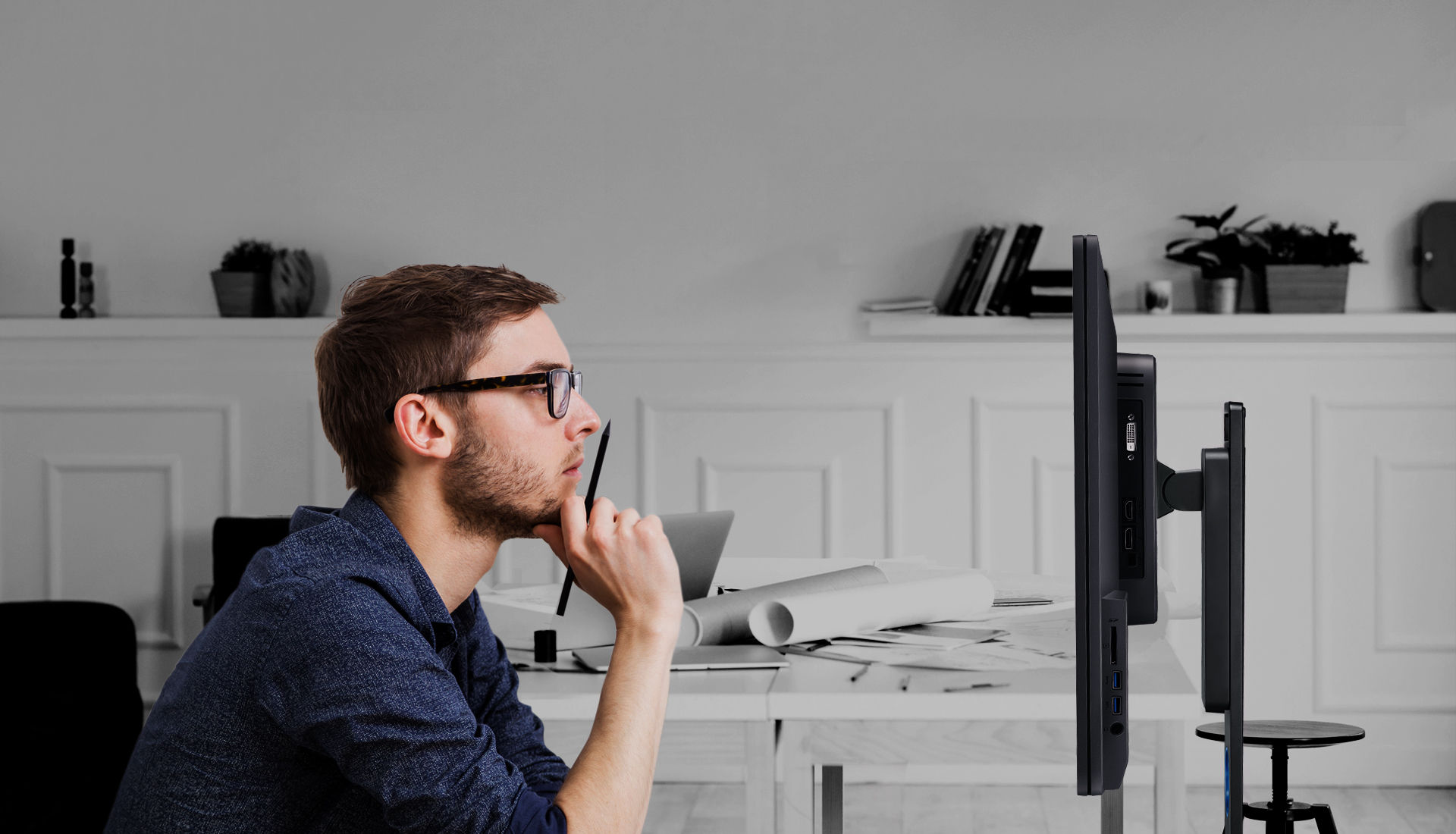 pd3200q reduces eye fatigue with eye-care technology