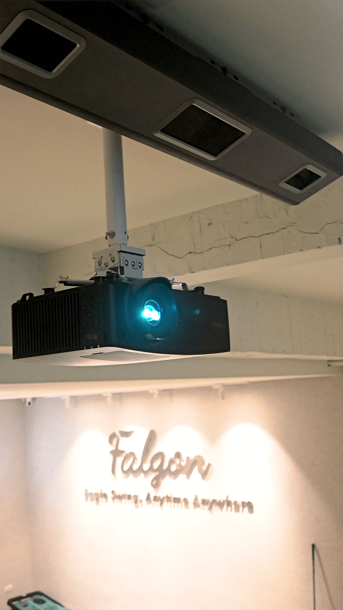 Falgon Golf 攜手 BenQ 短焦投影機，打造室內高爾夫最佳沉浸式體驗