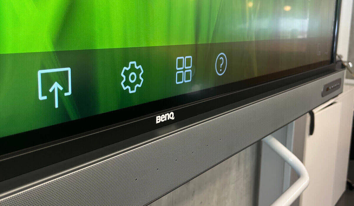 Kantonsschule Chur Transforms Classroom Experience with BenQ RM04 Interactive Displays