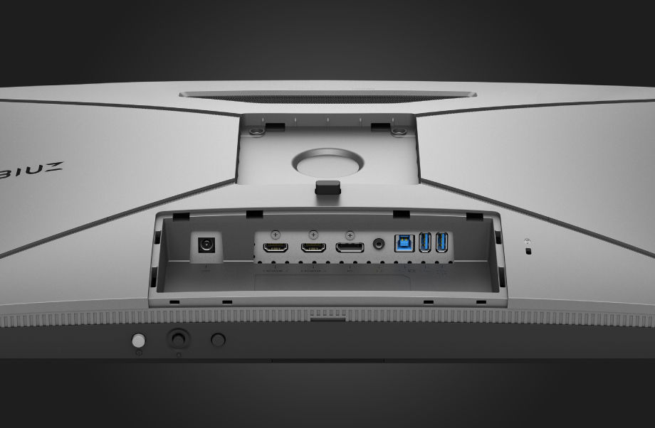 What are the types of monitor ports?