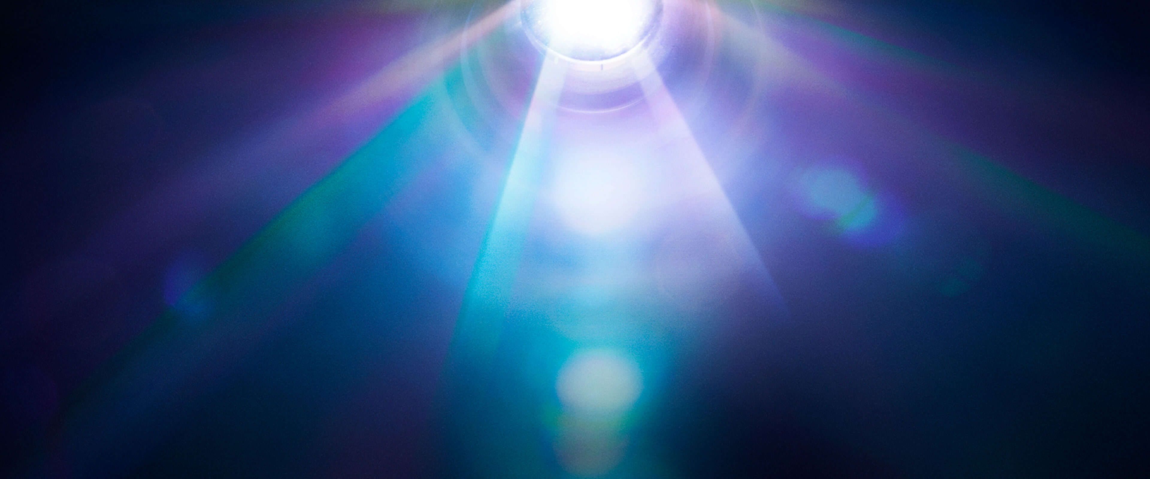 BenQ 4LED with long-lasting colors with 10+ years light source life