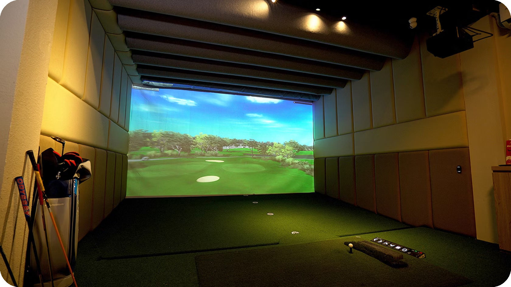 BenQ、Golf24 共同打造頂級室內高爾夫沉浸體驗