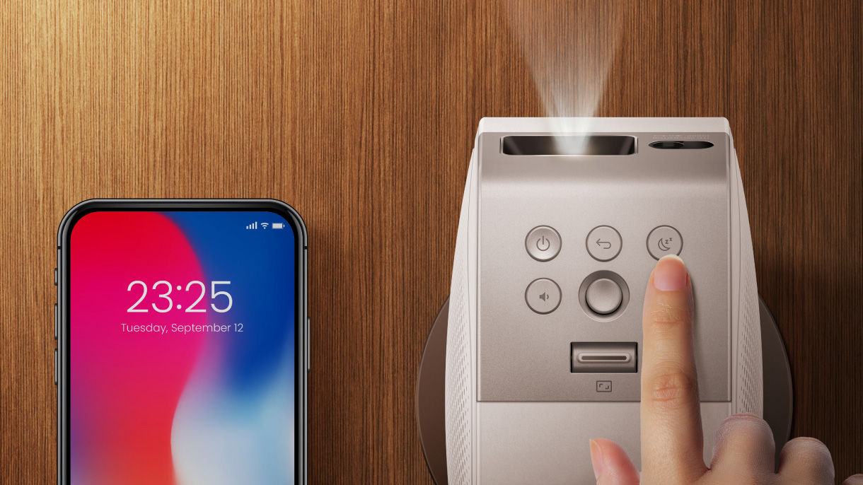 BenQ GV32 portable ceiling projector with sleep timer without worry to fall asleep