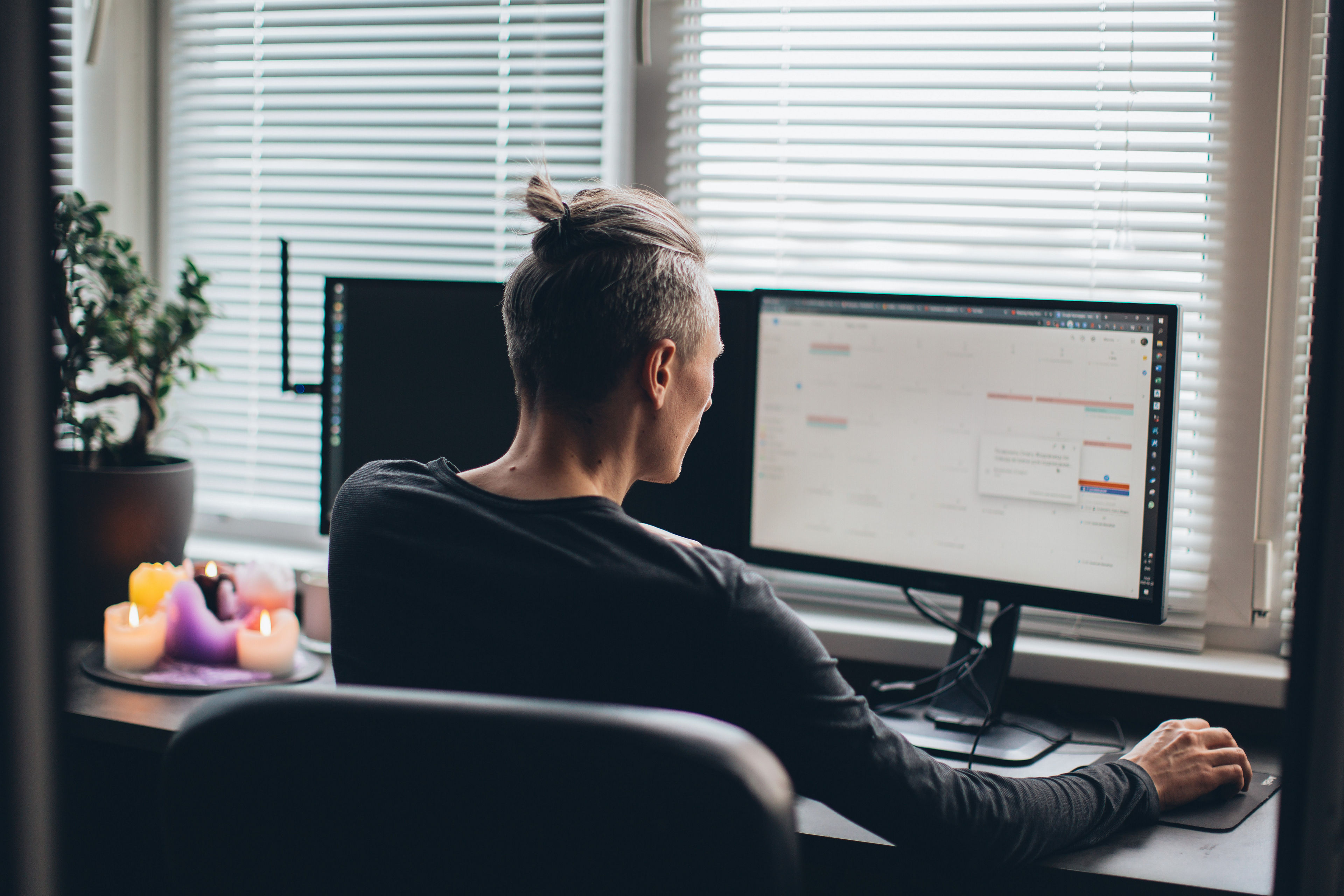 Should Your Desk Be Placed In Front Of A Window?